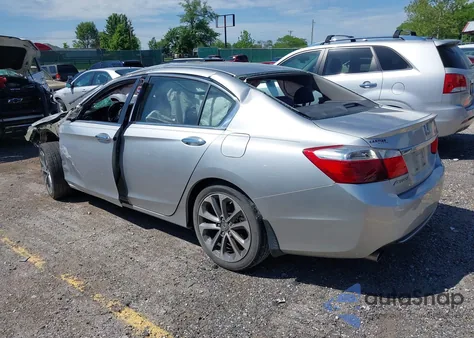 2014 Honda Accord Sport z USA, uszkodzony, nr VIN 1HGCR2F55EA087138
